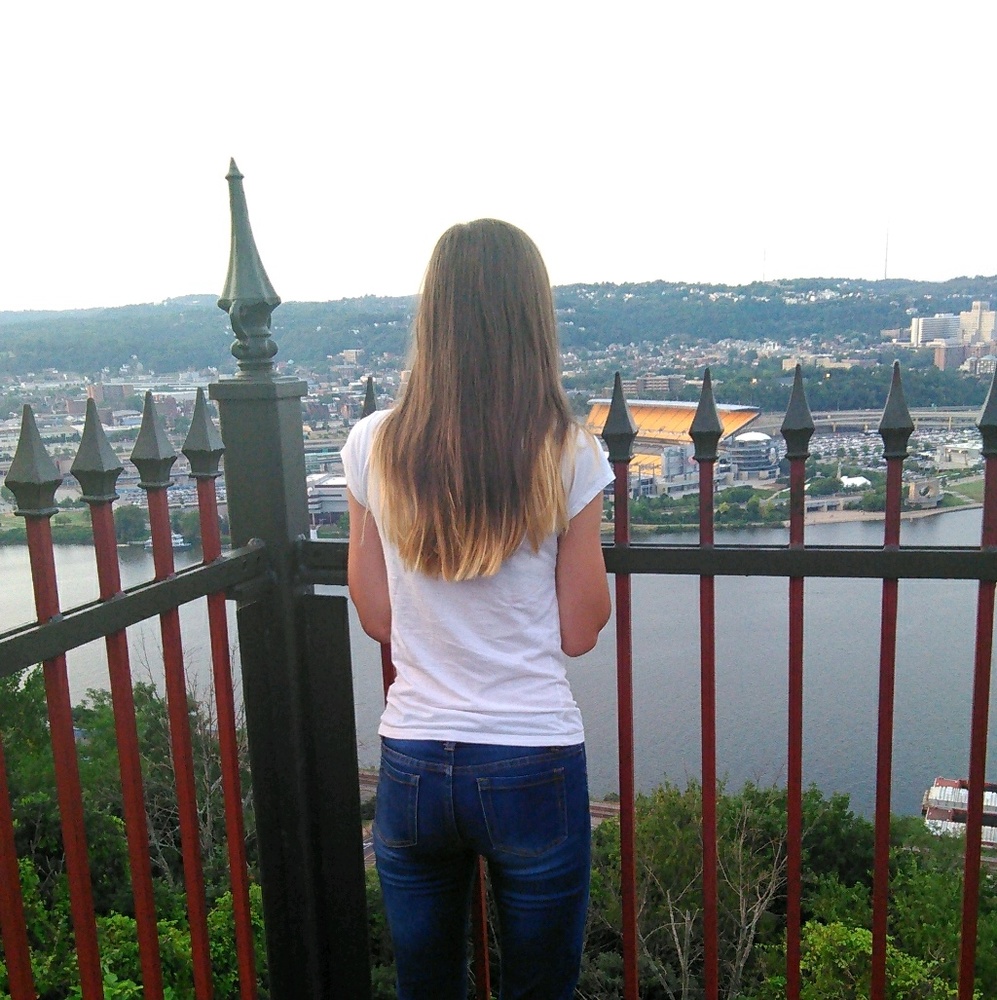 Meet your Posher, Emily